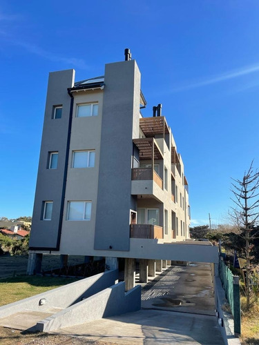 Imagen 3 de 20 de Los Pinos -moderno Departamento Frente Al Mar