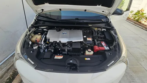 Toyota Prius 1.8 Base Cvt