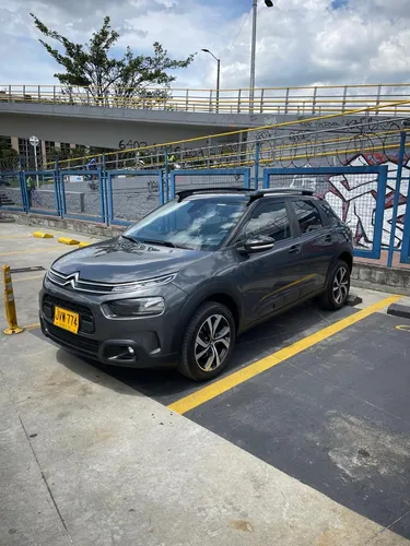 Citroën C4 Cactus 1.6 Shine Turbo Aut