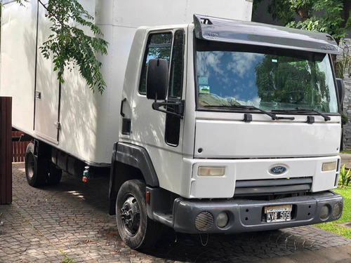 Camion Ford Cargo 712