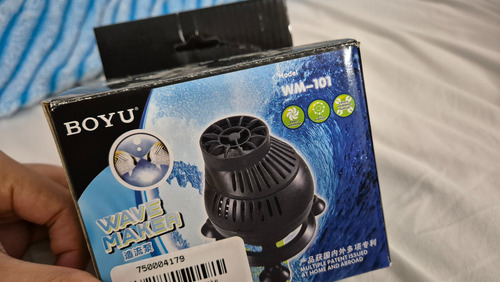 Generador De Olas Boyu Wm101 Para Acuarios 120 L (Usado)