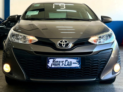 Toyota Yaris 1.3 16V FLEX XL PLUS TECH MULTIDRIVE