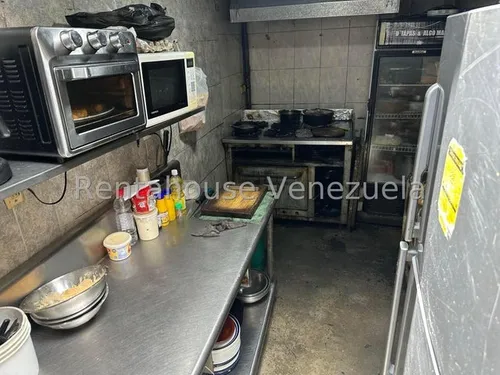 En Venta Fondo De Comercio, En El Hatillo. Tiene Como Objeto Principal La Preparacion, Venta Y Distribucion De Comida Casera