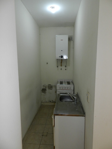 Consultorios En Alquiler Para Uso Profesional, Psiquiatría Y/o Psicología Excluyente, Ubicado En La Planta Baja Del Edificio Pilar Tower