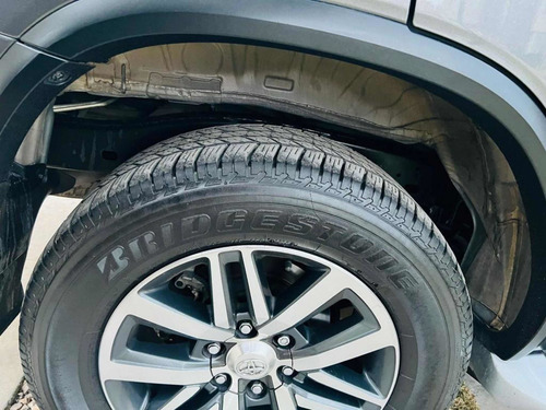 Imagen 9 de 10 de Toyota Sw4 2017 2.8 Srx 177cv 4x4 7as At
