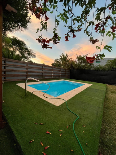 Hermosa Casa En Piriapolis Maldonado Con Piscina Climatizada Privada Para 11 Personas Alquiler