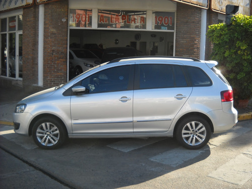 Volkswagen Suran 1.6 Highline 101cv Cuero