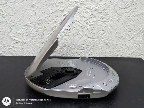 Discman Sony Walkman D-e351sr Portable Cd Player Funcionando Gris (Usado)