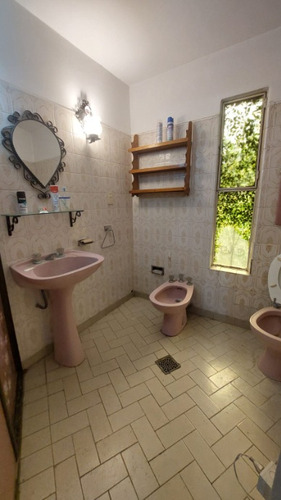 Chalet En Venta En Parque Leloir