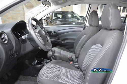 Nissan Versa 1.0 12v Flex 4p Manual