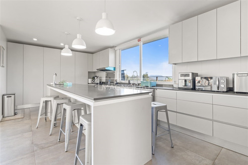 Casa En Venta De 4d/5b Las Brisas