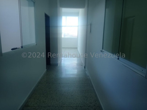 Milagros Inmuebles Apartamento Alquiler Barquisimeto Lara Zona Centro Economica Residencial Economico Código Inmobiliaria Rent-a-house 25-5187