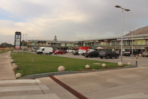 Para Inversión En Concurrido Strip Center