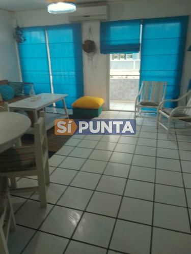 Imagen 12 de 23 de Venta De Apartamento 3 Dormitorios, 2 Baños, Balcon