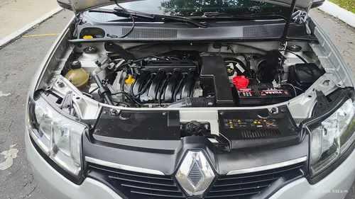 Renault Logan 1.6 Expression / Life +