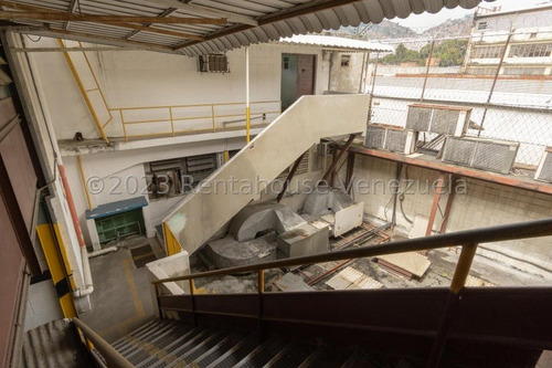 Edificio Industrial ( 3 Niveles) Venta San Martin Mls- 24-4971