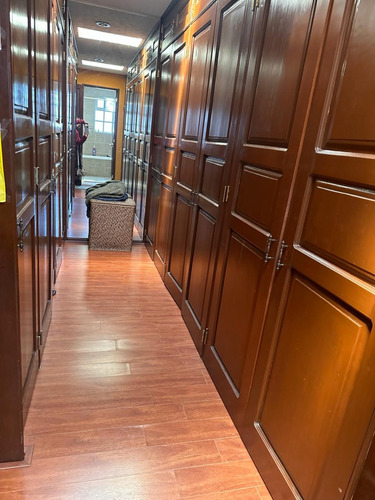 Casa En Venta En Metepec, Residencial Campo Viejo, 4 Recámaras, Terraza Y Jardín