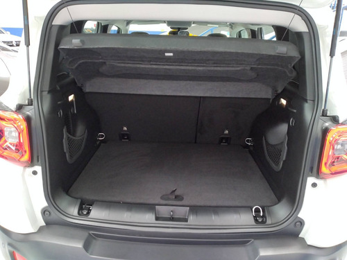Imagem 12 de 12 de Jeep Renegade 1.8 16v Flex Longitude 4p Automático