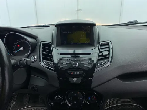 Ford Fiesta 1.6 Titanium Mt