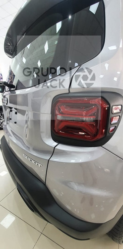 Imagen 6 de 15 de Jeep Renegade 1.8 Sport