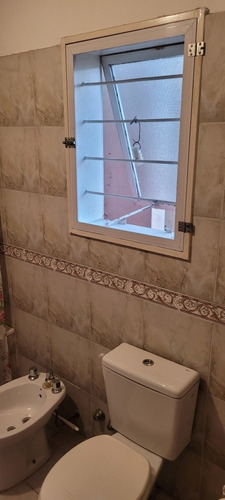 Imagen 11 de 14 de Duplex En Venta En Barrio Democracia Ciudad Evita