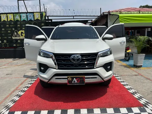 Toyota Fortuner Srv 2.4 4x2 At