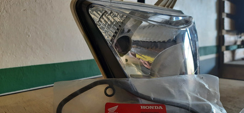 Imagem 4 de 4 de Farol Original Xre 300 Promoção