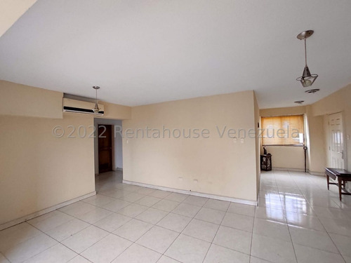 Imagen 10 de 20 de Apartamento En Venta San Isidro Economico 04122618817 Estef 23-15285