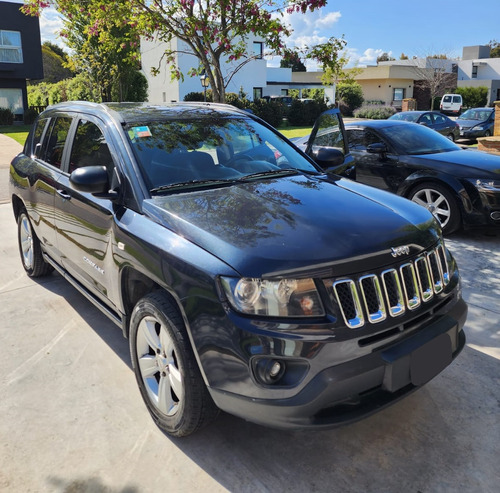 Jeep Compass 2.4 L SPORT AT 4X4