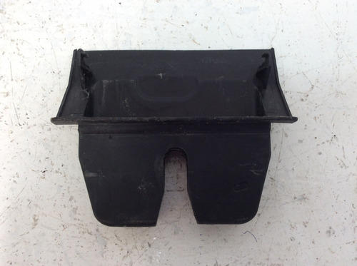 Vista Cubierta Chapa Cajuela Detalle Volvo S60 T5 Mod 11-17 (Usado)