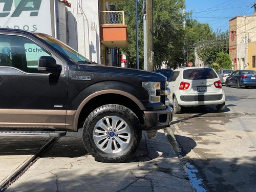 Imagen 4 de 15 de Ford Lobo Lariat 2015
