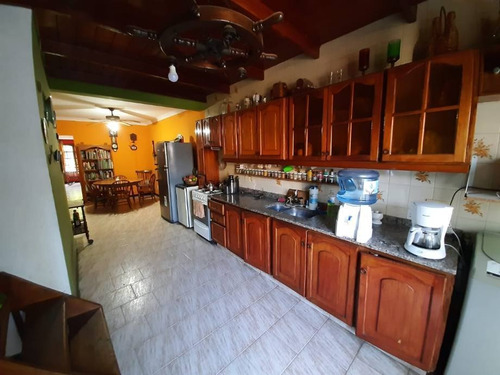 Imagen 8 de 14 de Chalet En Venta En Ituzaingo Norte