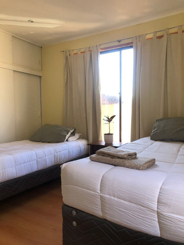 Encantadora Casa Para 12 Con Piscina Y Amplio Patio