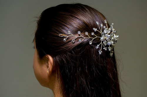 Imagen 4 de 7 de Tocado Tiara Diadema Novia Xv Años Comunión Debut Grec Hadas