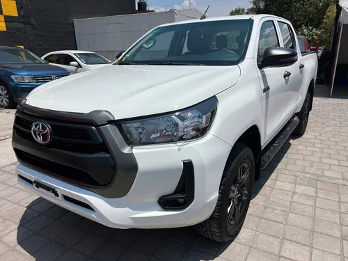 Toyota Hilux 2.7 Cabina Doble Sr Mt