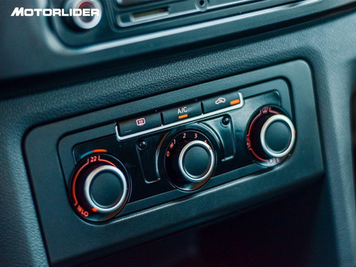 Imagen 17 de 25 de Volkswagen Amarok Trendline 2.0 Tsi 4x2 | Permuta / Financia