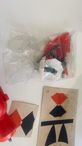 Brinquedo Estrela Batman Pinguim Gas Jet