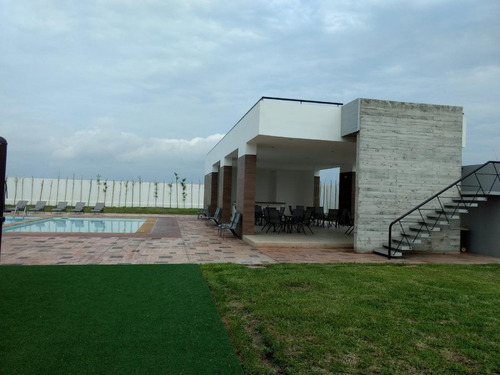 Imagen 16 de 20 de Lomas De La Rioja, Casa En Venta Con Roof Garden Y Vista A La Laguna