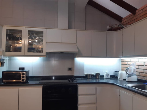 Imagen 4 de 14 de Metroinmuebles Vende Quinta En El Trigal Norte 0945