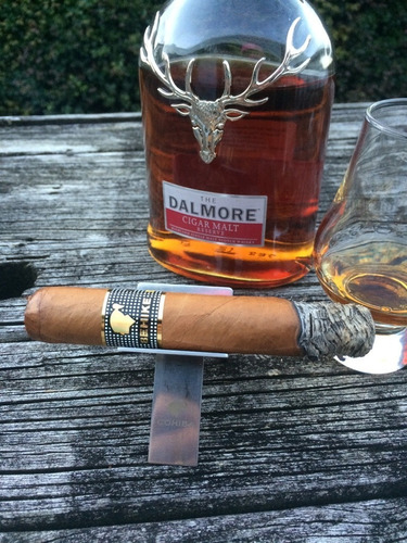 Imagen 3 de 6 de Whisky The Dalmore Cigar Malt Reserve 1000ml En Estuche