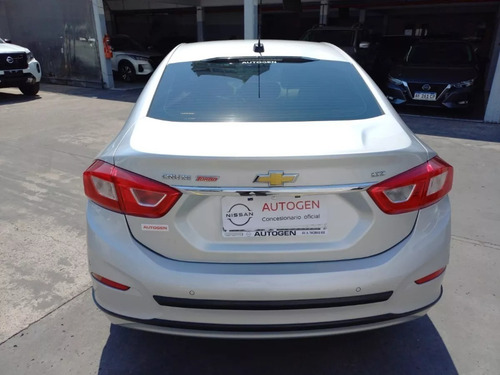 Imagen 12 de 16 de Chevrolet Cruze Ii 1.4 Sedan Ltz At