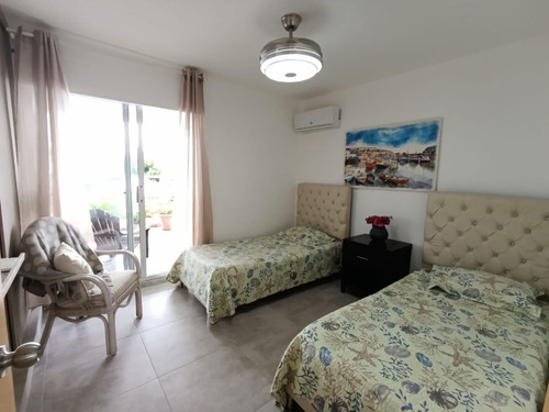Casa En Venta En Primaveral, Bávaro, Punta Cana, 260m2