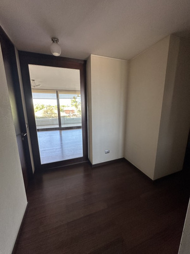3 Dorm, 3 Baños, Más Servicio, 2 Estacionamientos Y Bodega