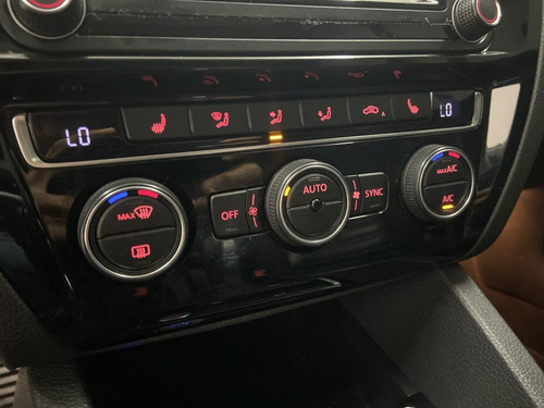 Volkswagen Jetta 2.0 Tsi Highline 211cv Gasolina 4p Tiptronic