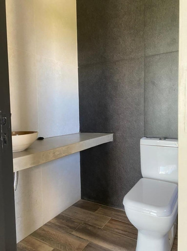 Imagen 20 de 26 de Casa En Venta En Barrio Santa Rita