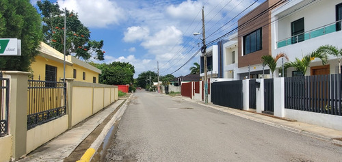 Imagen 13 de 22 de Casa Nueva En Proyecto Cerrado