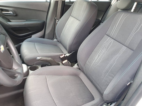 Imagem 8 de 15 de Chevrolet Tracker 1.8 Mpfi Lt 4x2 16v Flex 4p Automático