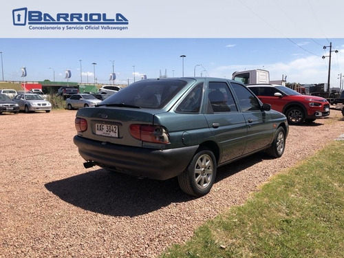 Ford Escort Lx 1998 Excelente Estado - Barriola
