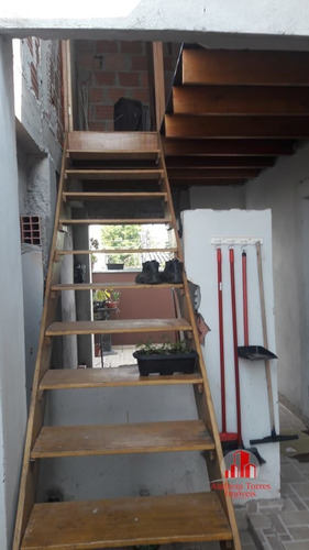 Casa À Venda No Bairro Jardim Garcez - Taubaté/sp - 873