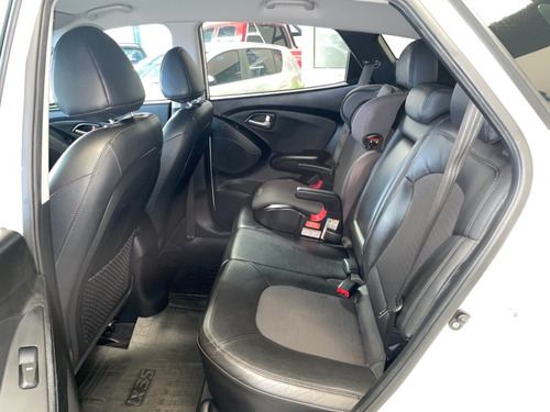 Imagem 9 de 10 de Hyundai Ix35 Gls 2.0 Branco 2016